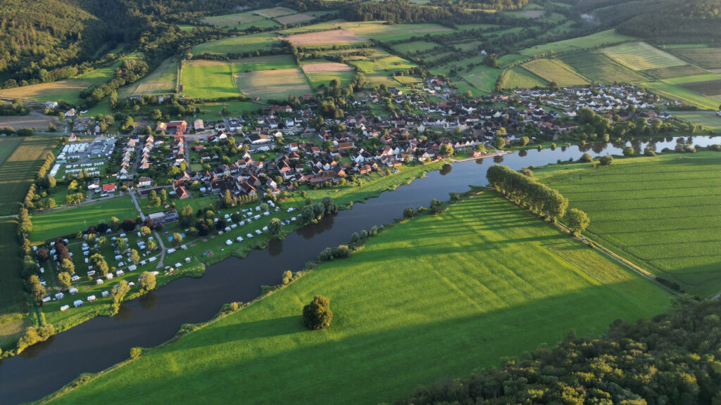 Das Weserufer in Heinsen